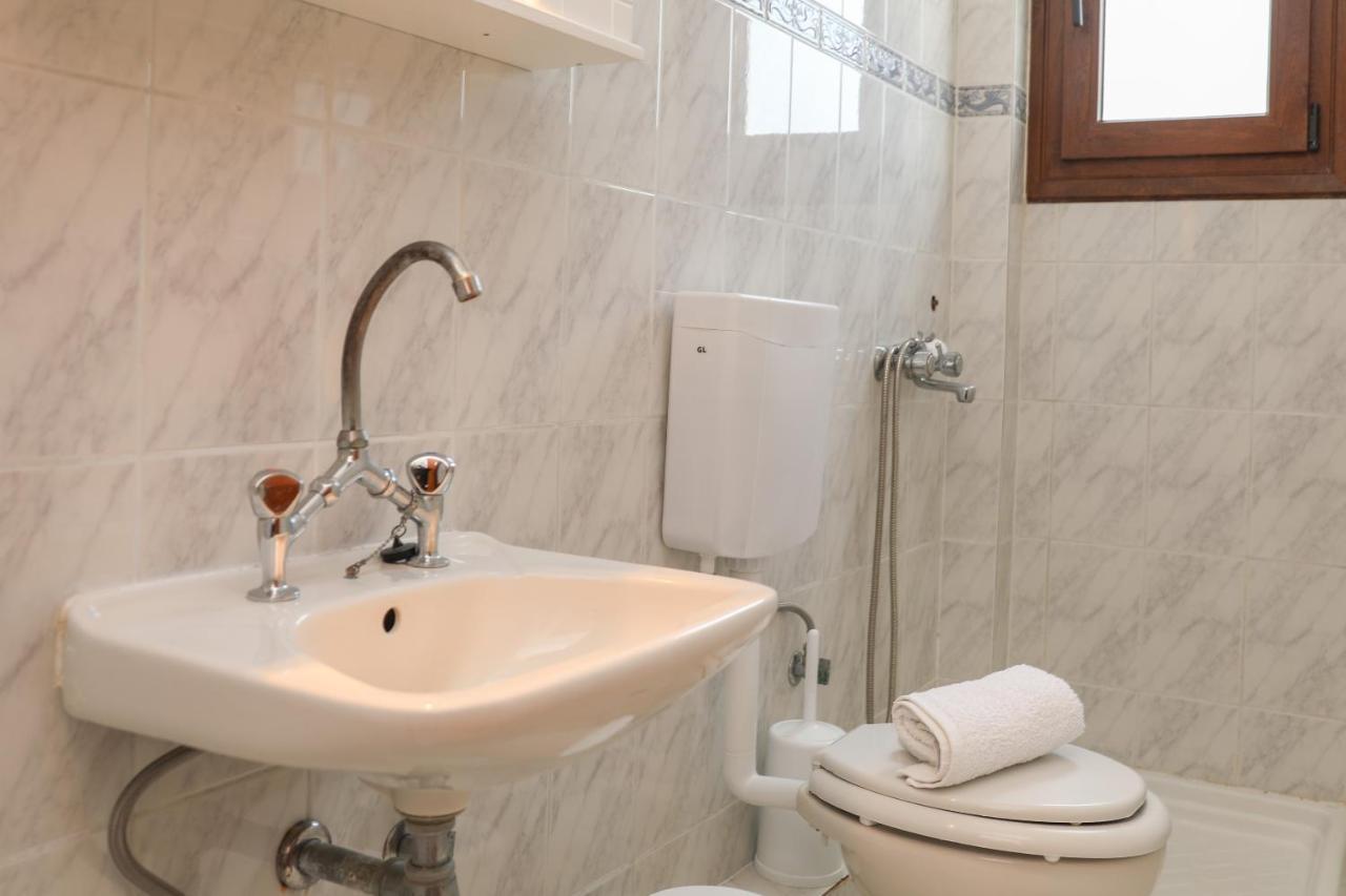 Fotini Rooms Skopelos stad Exteriör bild
