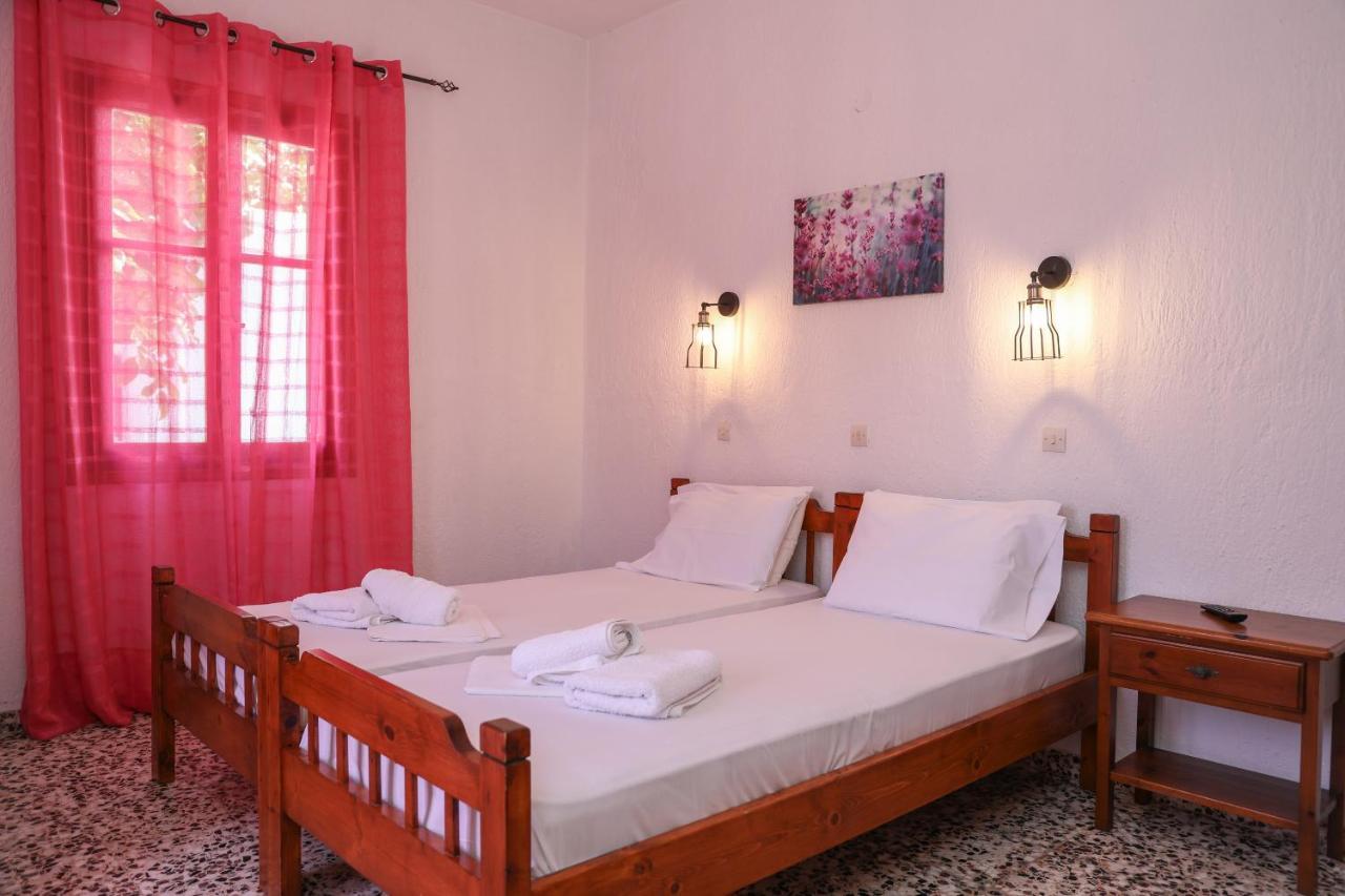 Fotini Rooms Skopelos stad Exteriör bild